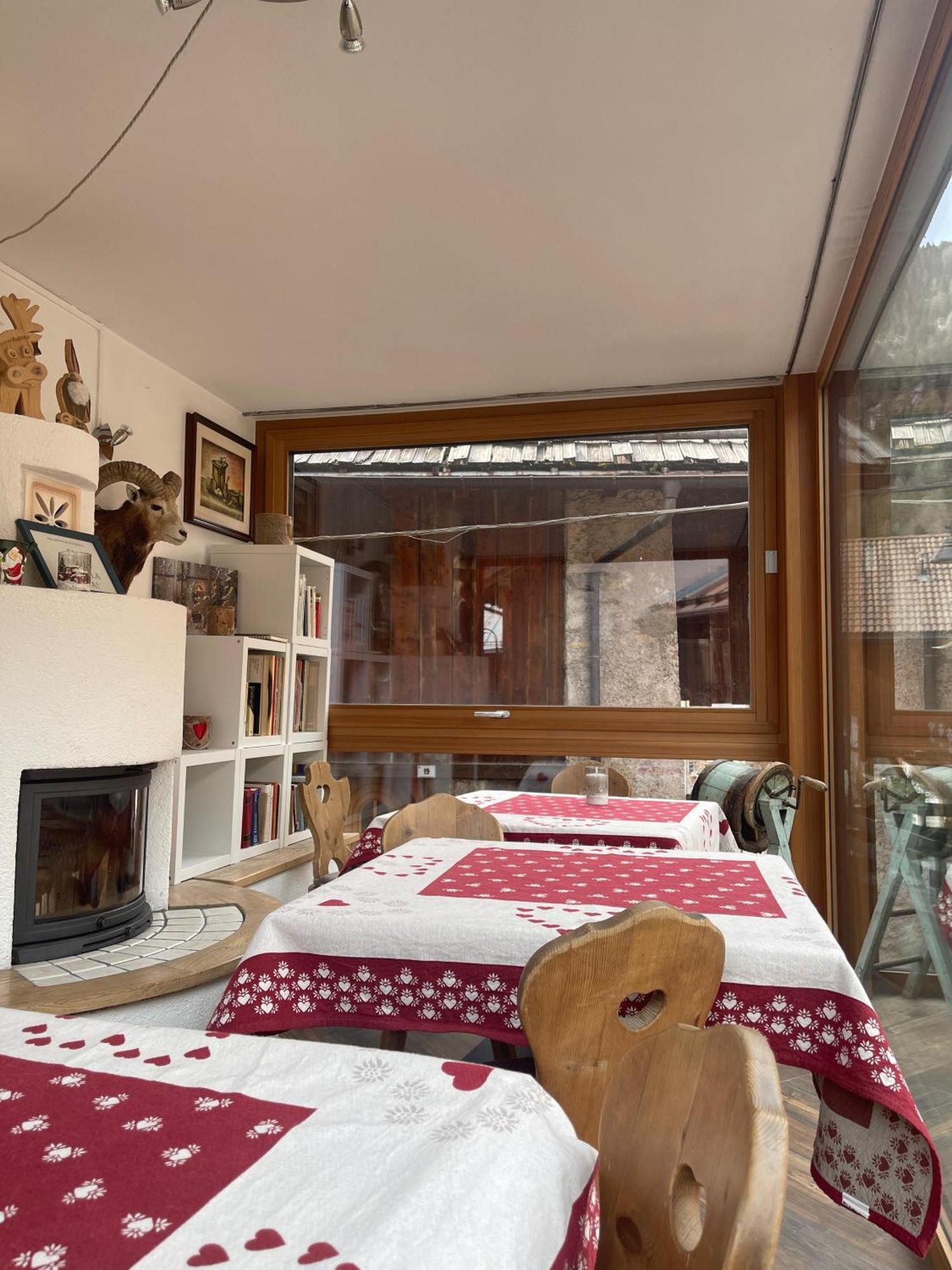 Chalet Valeruz Canazei Buitenkant foto